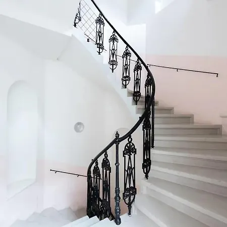 Апартаменты 2 Bedrooms Near Wenceslas Sq Прага