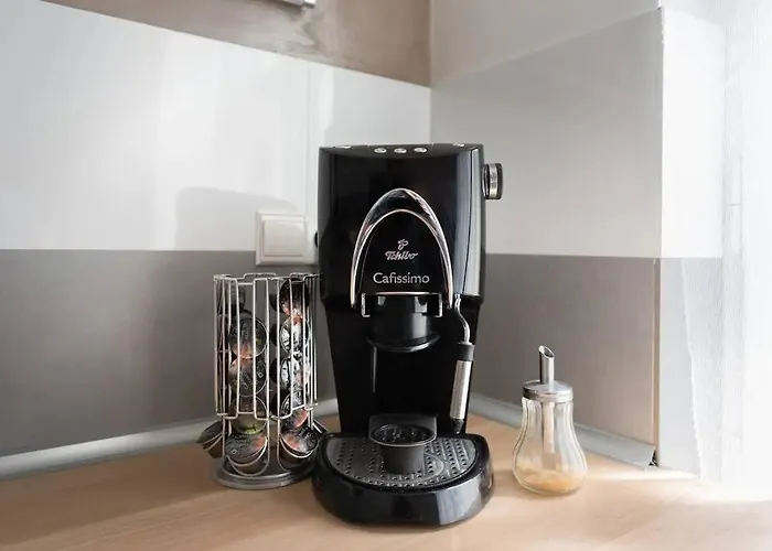 2 Bedrooms Near Wenceslas Sq Апартаменты
