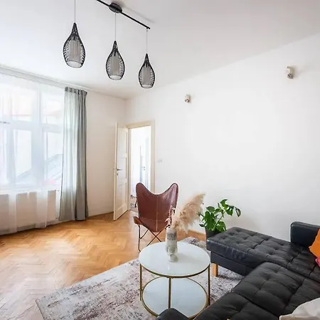 2 Bedrooms Near Wenceslas Sq