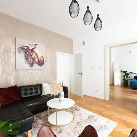 2 Bedrooms Near Wenceslas Sq * Prague